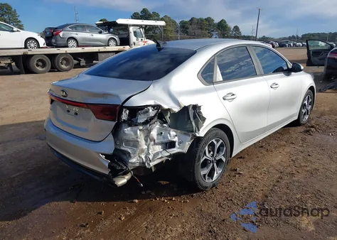 2019 Kia Forte Lxs z USA, uszkodzony, nr VIN 3KPF24AD7KE070117